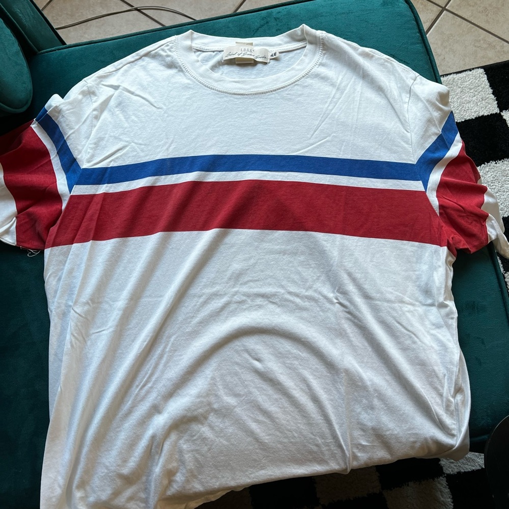 H&M size L. Tee.